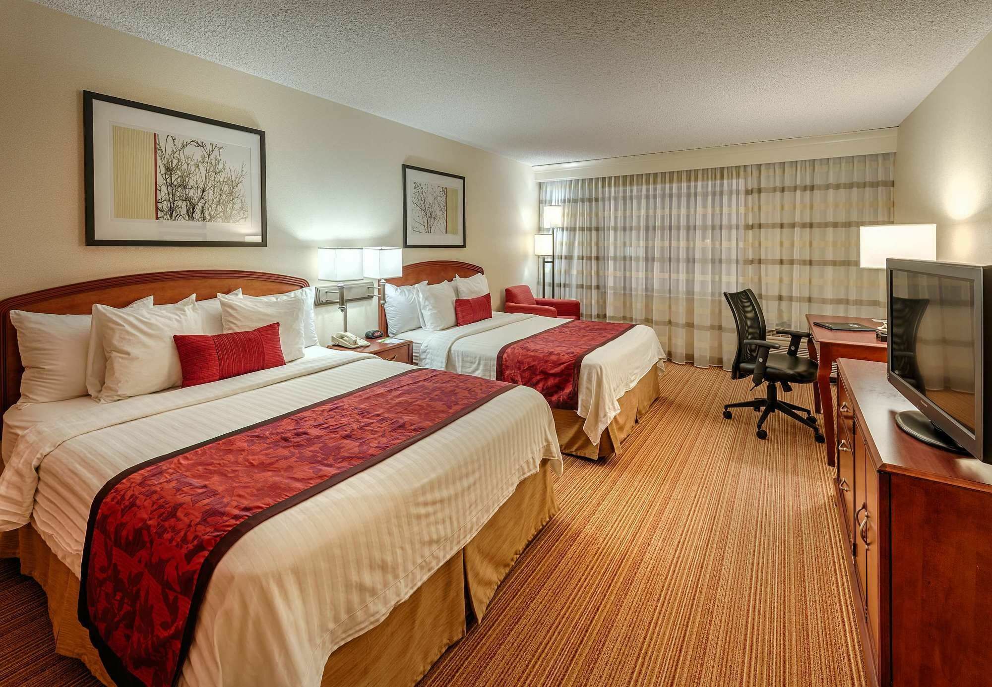 คอร์ตยาร์ด เรโน Hotel รีโน ภายนอก รูปภาพ